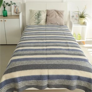 Одеяло полушерстяное шерсть 70% ПАН 30% 140х205 см. 400 гр. 85703